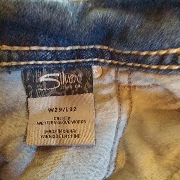 Silver Jeans - Picture 5 of 6